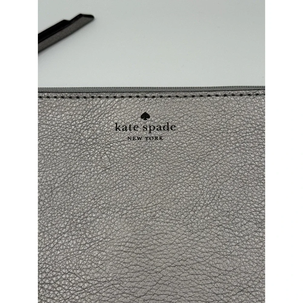 Kate Spade New York Silver Metallic Pebbled Leather Zip Wristlet Clutch Pouch